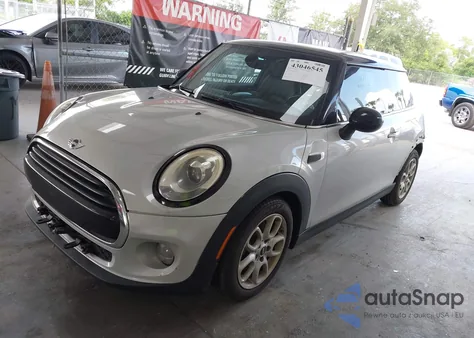 2016 Mini Hardtop Cooper from USA, damaged, VIN WMWXP5C54G2D70820